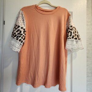 SHEIN Peach Blouse with Leopard and Lace Sleeves Size 1XL Euc